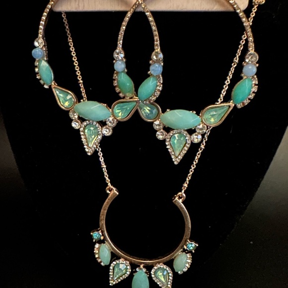 Necklace & earrings gold bling w/ semi precious blue/green stones NWT - Picture 2 of 2